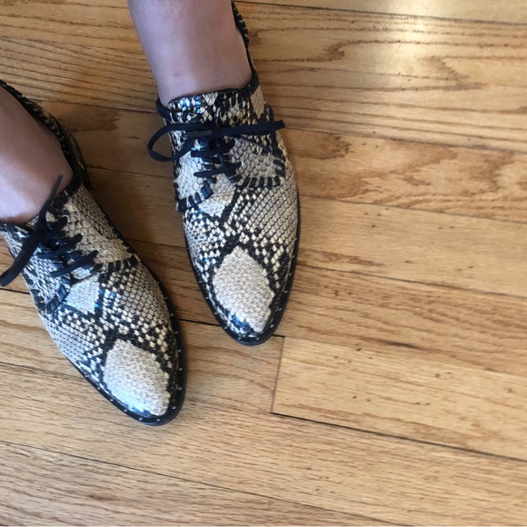 Freda Salvador D'Orsay Snake Skin Flats - Picture 8 of 9
